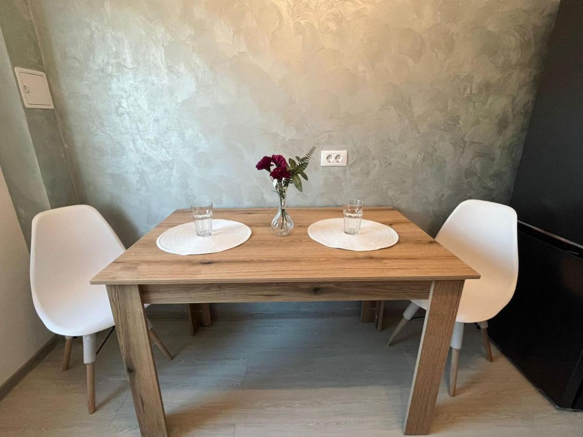 Superb Apartment 35 Voucere Vacanta Zero74Unu236Optsute Iasi Buitenkant foto